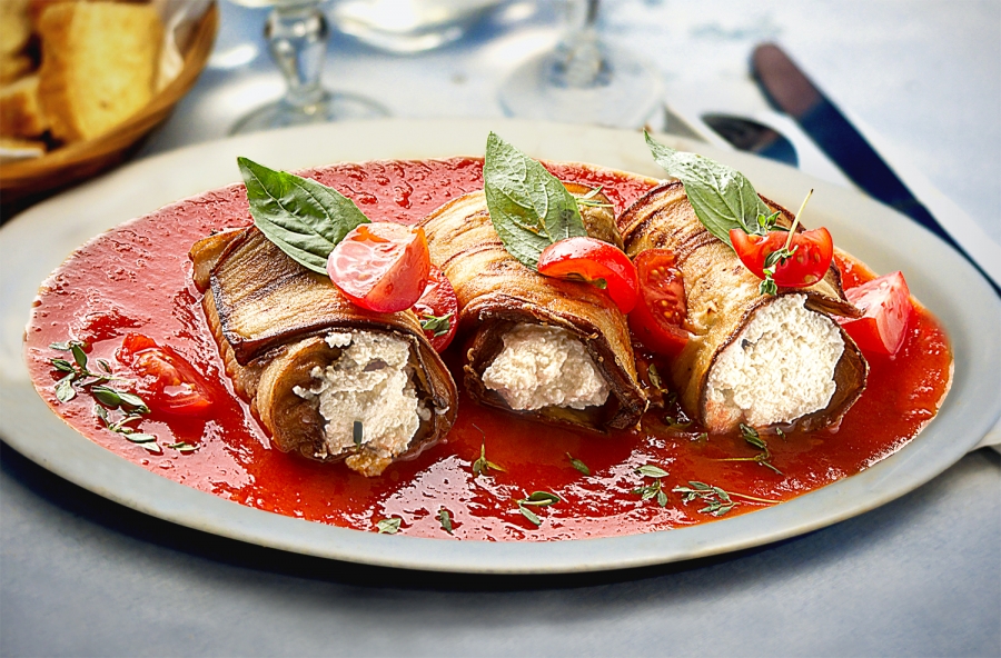 РУЛЕТИКИ МЕЛАНЗАНЕ КОН РИКОТТА