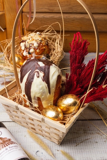 Пасхальный кулич с цукатами